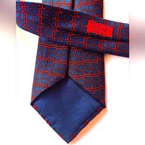 Hermes RARE Silk Necktie 909 HA Stirrup Equestrian Pattern Tie